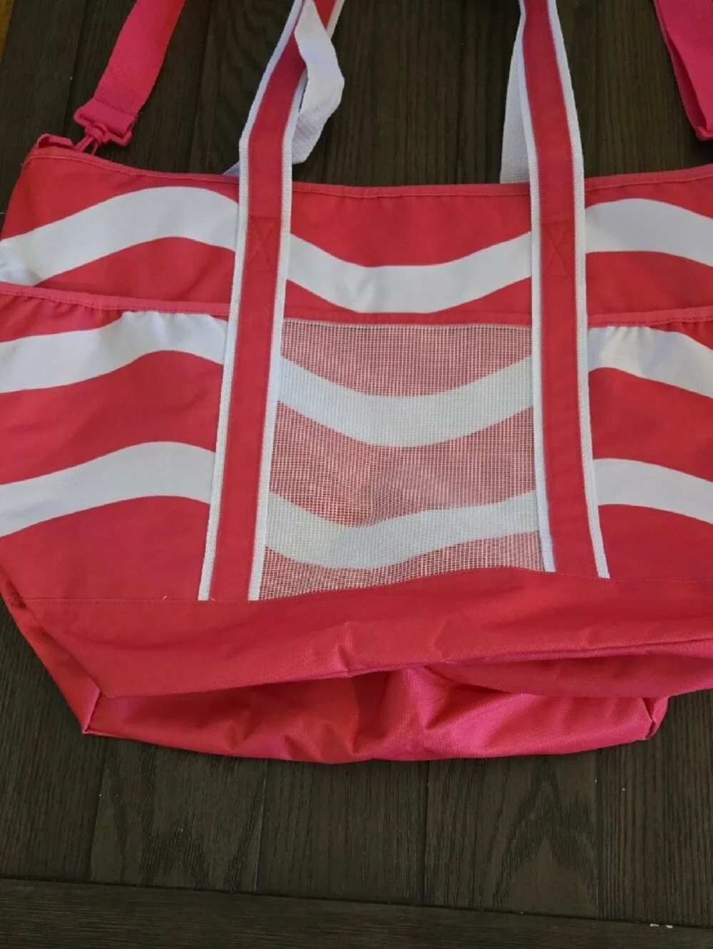 Pink and White Striped Women's Tote Bag - Beach-Ready Shoulder Bag, NWT.